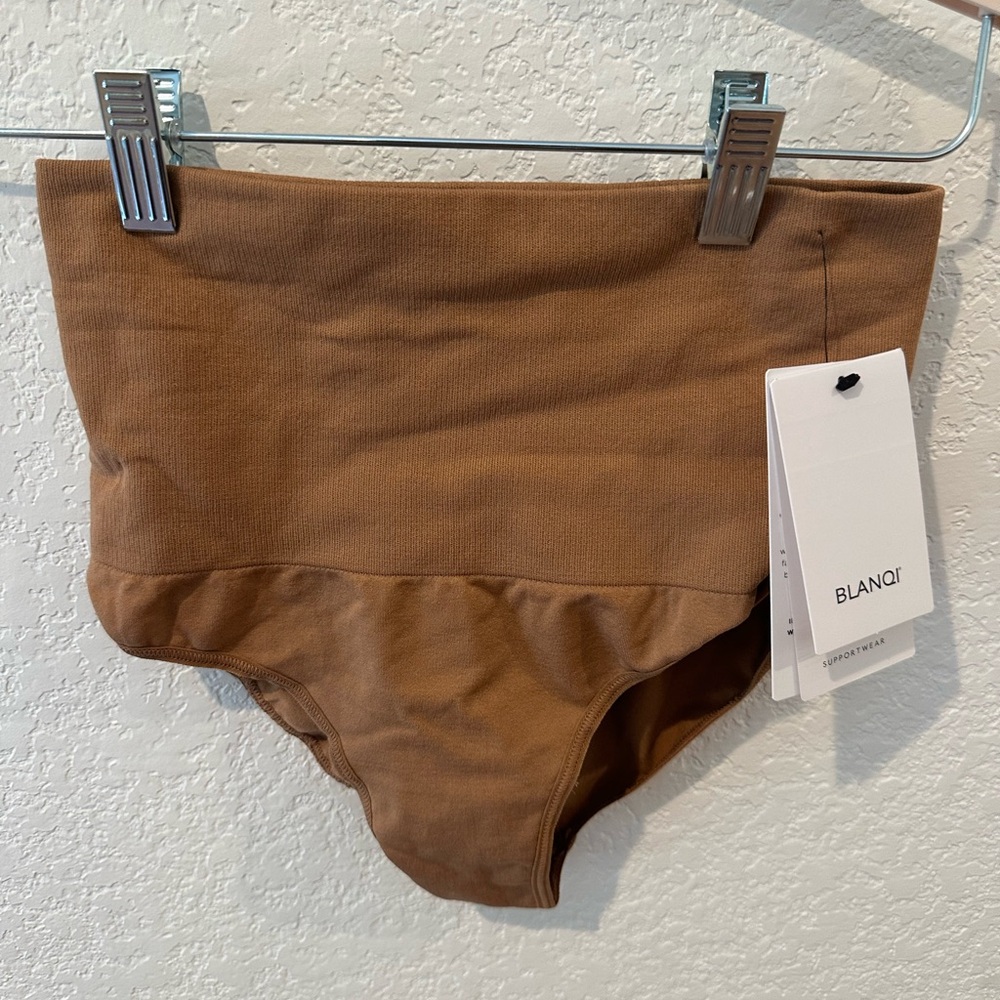 Blanqi Hipster compression pant- size m- set of 4